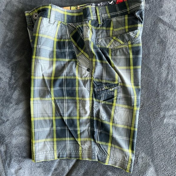 LULULEMON ATLÉTICA MENS SHORTS 34 - Picture 3 of 7